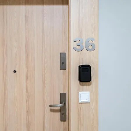 아파트 Szurmana Modern By Bookinghost