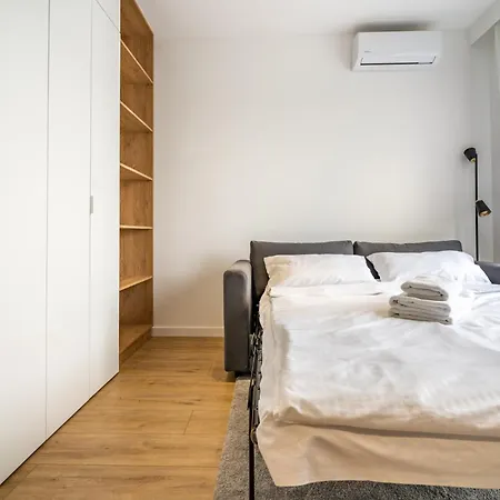 Szurmana Modern Apartament *