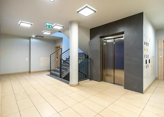 Szurmana Modern By Bookinghost Apartmán