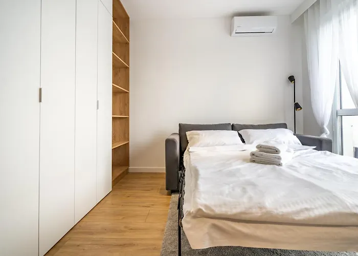 Szurmana Modern By Bookinghost Apartamento *